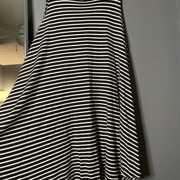 black & white striped shirt/dress - flown & long one piece 🦓 - Picture 5 of 9